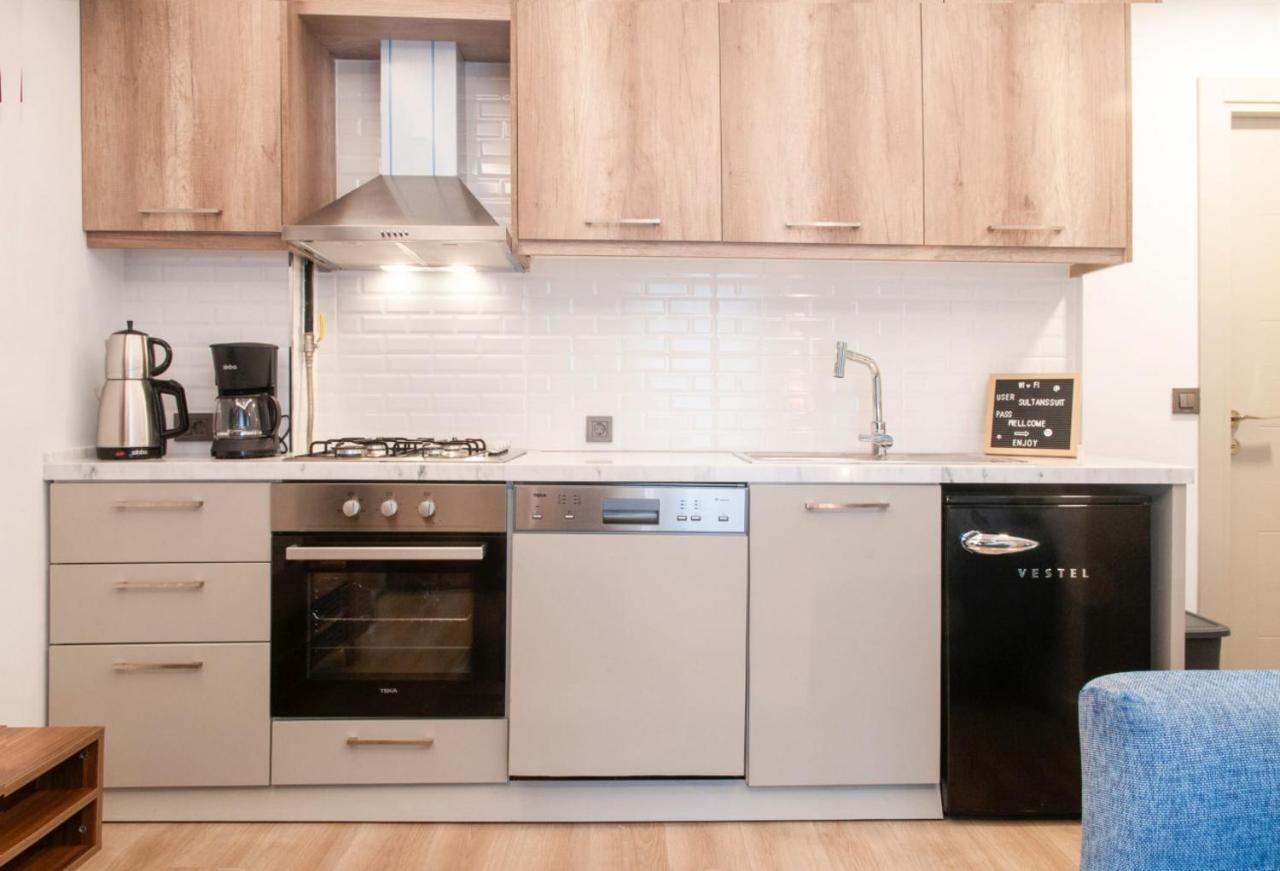 Апартаменти Delightful Flat 500 M To Uskudar Ferry Station Стамбул Екстер'єр фото